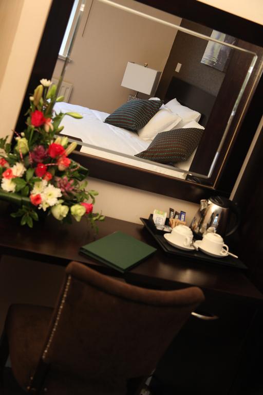 Greenvale Hotel Cookstown Zimmer foto