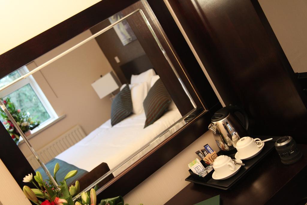 Greenvale Hotel Cookstown Zimmer foto